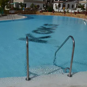 https://azul-loft-centrale-con-piscina-e-wifi-gratuito.in-canary-islands.com